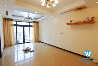 A nice  apartment with big balcony for rent on Royal City